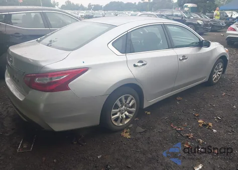 2016 Nissan Altima 2.5/2.5 S/2.5 Sl/2.5 Sr/2.5 Sv из США, поврежденный, VIN 1N4AL3AP9GC136571